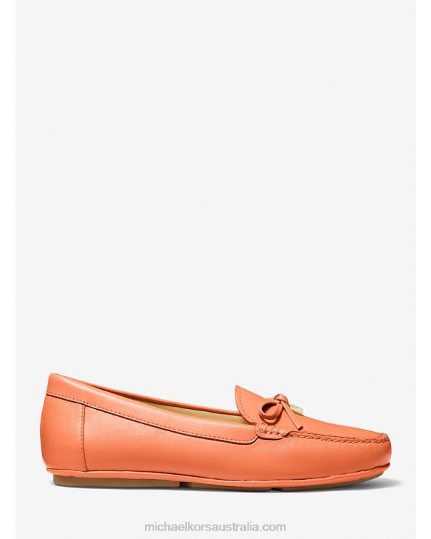 Women Apricot 4T06F2228 Juliette Leather Loafer Michael Kors